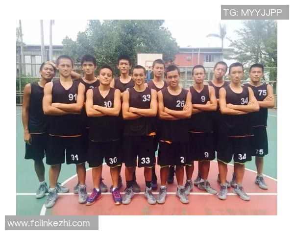 重庆篮球队比赛经验分析与表现评估探讨